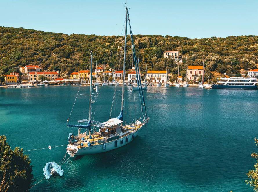 Ithaki Cruises